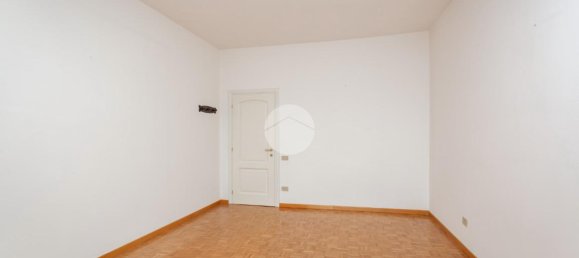 4 rooms Apartment in Turin, Italy No. 5704 15