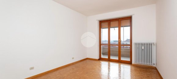 4 rooms Apartment in Turin, Italy No. 5704 14
