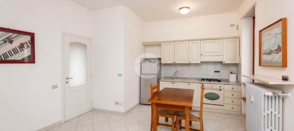 4 rooms Apartment in Turin, Italy No. 5704 9
