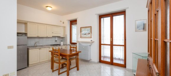 4 rooms Apartment in Turin, Italy No. 5704 10