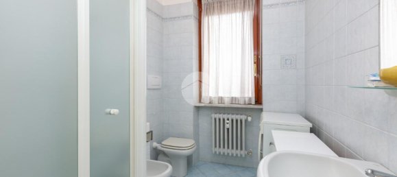 4 rooms Apartment in Turin, Italy No. 5704 24