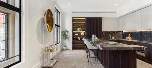 4 bedrooms Apartment in London, United Kingdom No. 13020 27