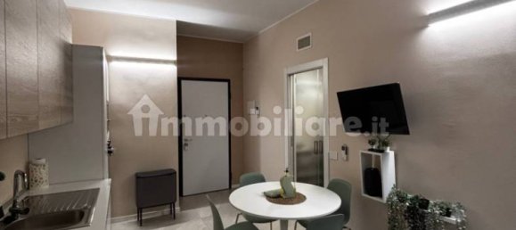 1 bedroom Apartment in Milan, Italy No. 290726 3