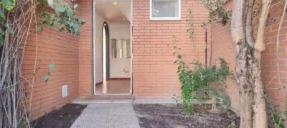 Adosado de 3 dormitorios en Aldeamayor de San Martín, Spain No. 180051 4