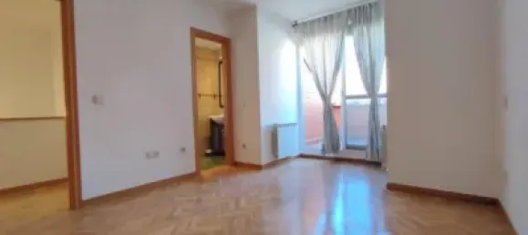 Adosado de 3 dormitorios en Aldeamayor de San Martín, Spain No. 180051 48