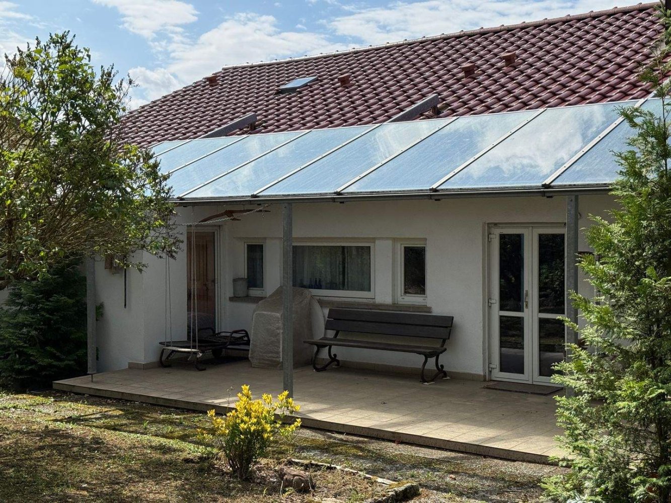 Casa de 6 habitaciónes en Kitzingen, Germany No. 362618