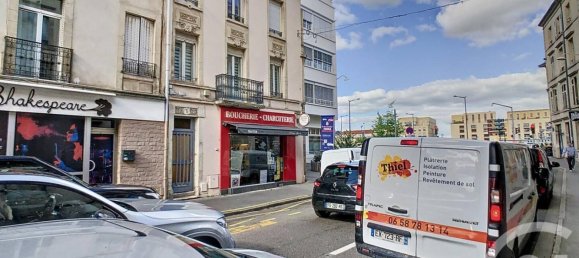 Propiedad comercial en Nancy, France No. 269247 4