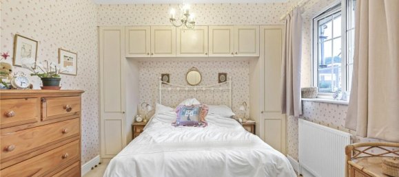 3 bedrooms House in Whetstone, United Kingdom No. 6717 10