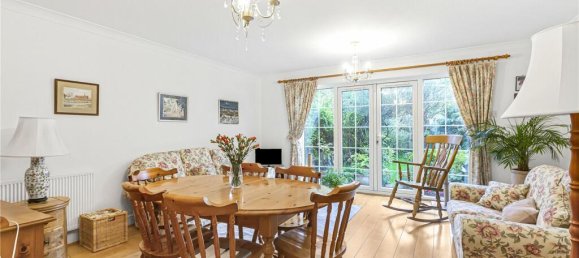 3 bedrooms House in Whetstone, United Kingdom No. 6717 4