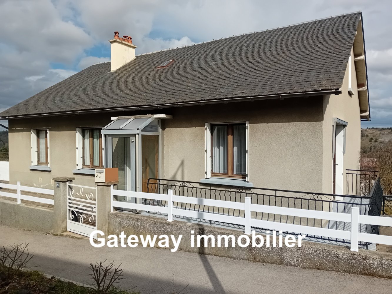 4 Schlafzimmer Haus in Saint-Flour, France, Nr. 195535