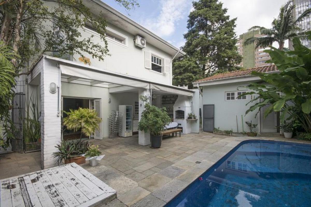 4 bedrooms House in Sao Paulo, Brazil No. 534866