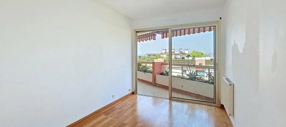 2 Schlafzimmer Wohnung in Saint-Laurent-du-Var, France, Nr. 291121 10