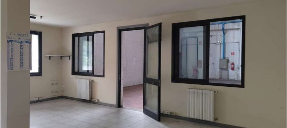 Lagerhaus in Limbiate, Italy 1100m², Nr. 359786 14