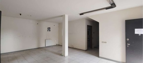 Lagerhaus in Limbiate, Italy 1100m², Nr. 359786 9