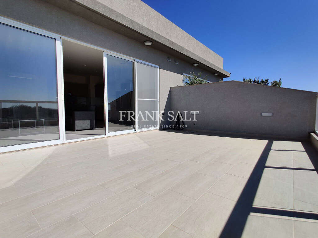 Пентхаус с 3 спальнями в Дингли, Мальта № 10823