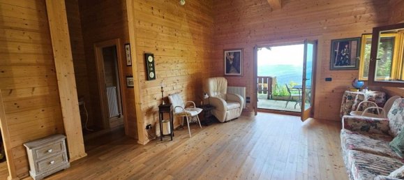 8 bedrooms House in Berceto, Italy No. 343549 6