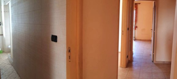 4-Zimmer Wohnung in Reggio Calabria, Italy, Nr. 117307 10