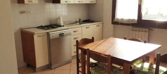 6 غرف نوم شقة في Monsummano Terme, Italy رقم 352560 3