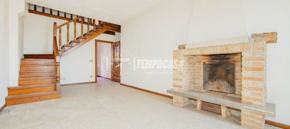 Dúplex de 2 habitaciónes en Bastida Pancarana, Italy No. 310651 8