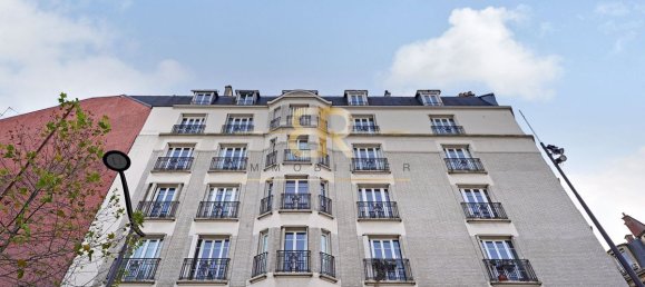 2 bedrooms Apartment in Paris, France No. 146532 13