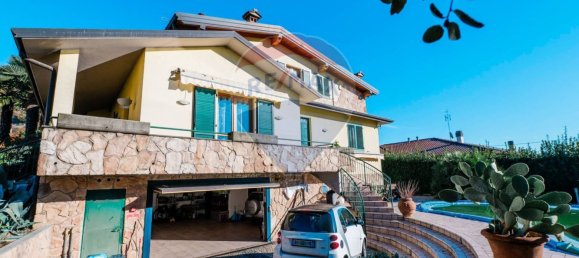 5 chambres Villa à Albano Sant'Alessandro, Italy No. 319453 11