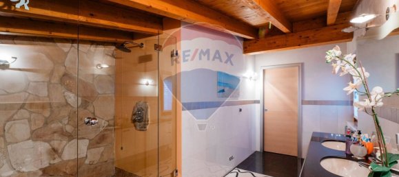 5 chambres Villa à Albano Sant'Alessandro, Italy No. 319453 22