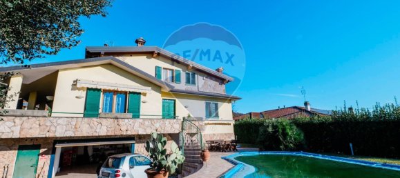 5 chambres Villa à Albano Sant'Alessandro, Italy No. 319453 6