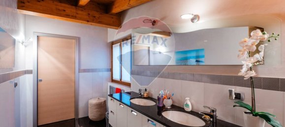 5 chambres Villa à Albano Sant'Alessandro, Italy No. 319453 23