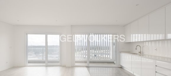 2 bedrooms Apartment in Corroios, Portugal No. 156417 2