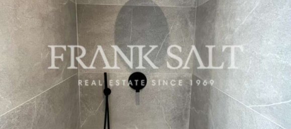 3 bedrooms Penthouse in Saint Julian's, Malta No. 10384 11