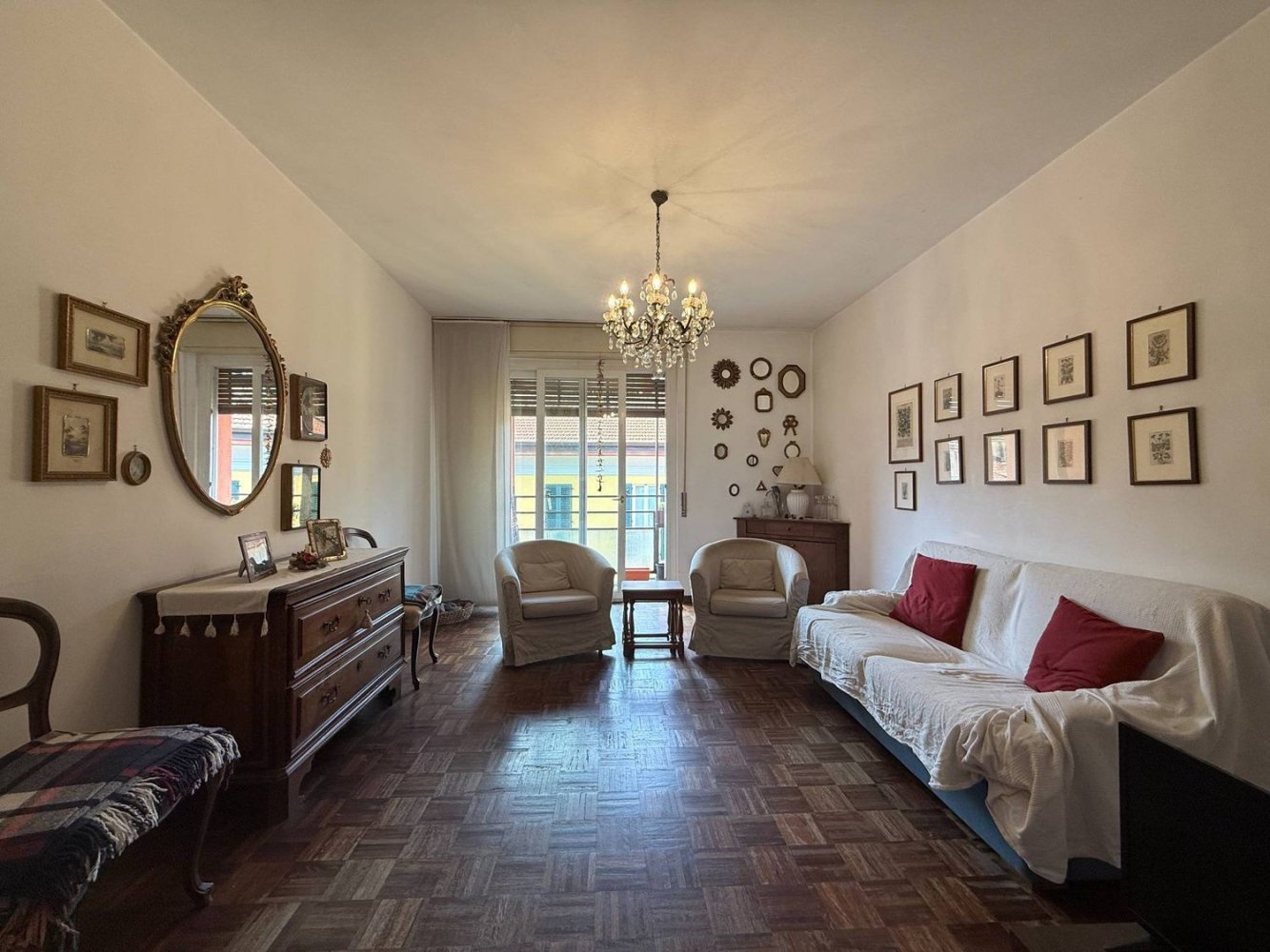 2-salle Appartement à Lecco, Italy No. 305322