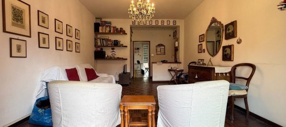 2-salle Appartement à Lecco, Italy No. 305322 4