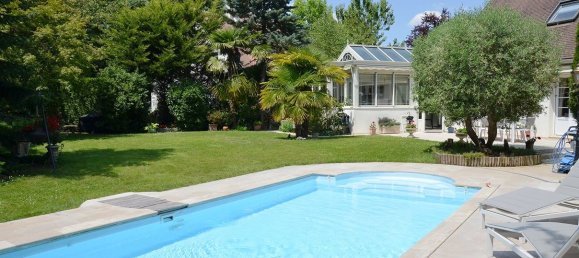 5 Schlafzimmer Haus in Saint-Remy-les-Chevreuse, France, Nr. 171319 2