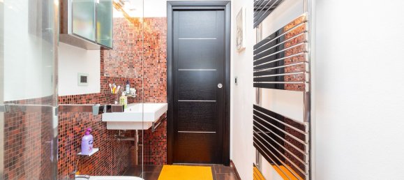 5-salle Appartement à Turin, Italy No. 116046 20