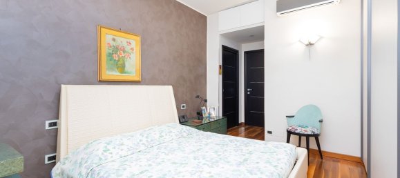 5-salle Appartement à Turin, Italy No. 116046 11
