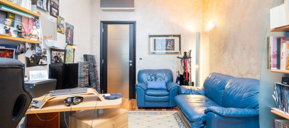 5-salle Appartement à Turin, Italy No. 116046 16