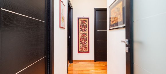 5-salle Appartement à Turin, Italy No. 116046 9