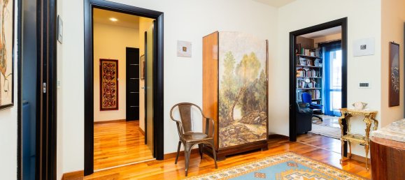 5-salle Appartement à Turin, Italy No. 116046 2