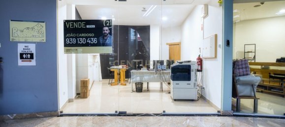 22m² Commercial property in Fatima, Portugal No. 139831 16