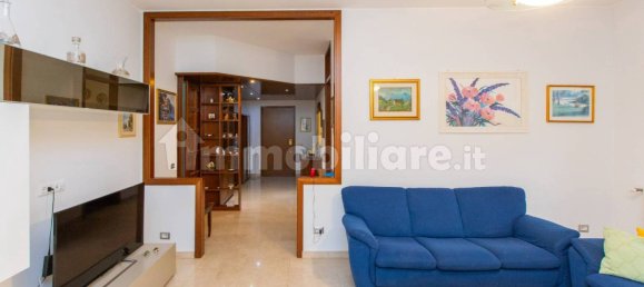 Apartamento de 2 dormitorios en Olgiate Olona, Italy No. 182653 3