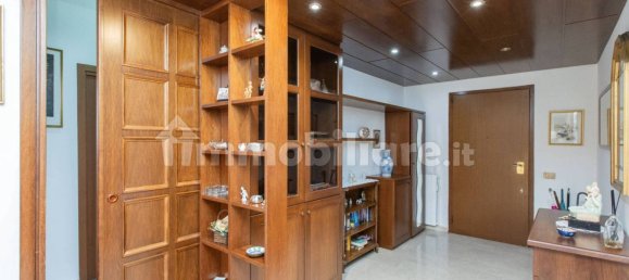 Apartamento de 2 dormitorios en Olgiate Olona, Italy No. 182653 9