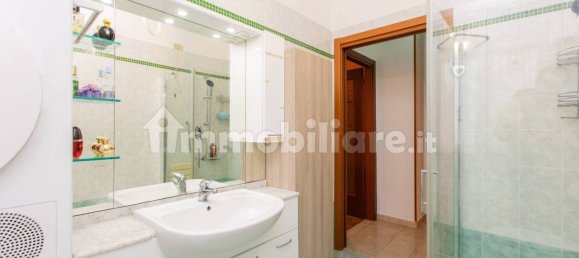 Apartamento de 2 dormitorios en Olgiate Olona, Italy No. 182653 14