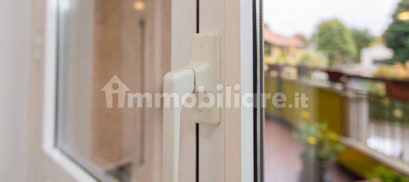 Apartamento de 2 dormitorios en Olgiate Olona, Italy No. 182653 17