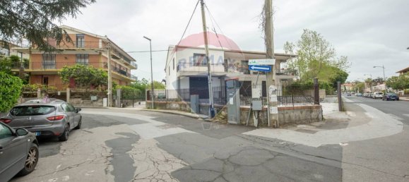 Квартира с 3 спальнями в Маскалуча, Италия № 294464 35