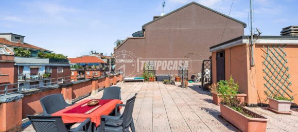 1 bedroom Apartment in Milan, Italy No. 379811 2