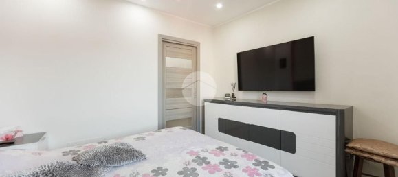 3 rooms Apartment in Bollate, Italy No. 305213 27