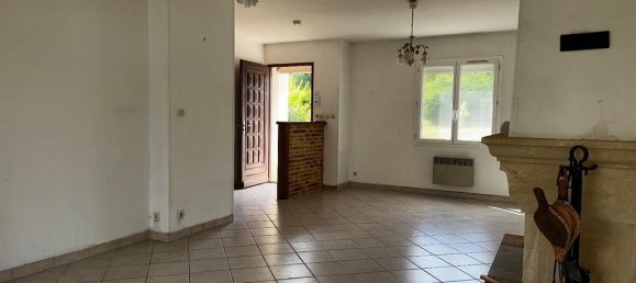 3 Schlafzimmer Haus in Cinais, France, Nr. 334015 5