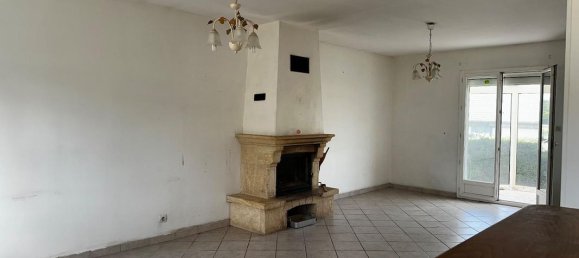 3 Schlafzimmer Haus in Cinais, France, Nr. 334015 9