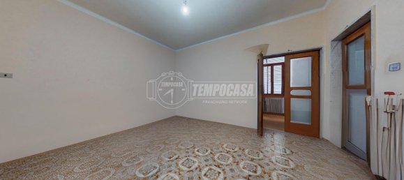 2 bedrooms House in Acquaviva delle Fonti, Italy No. 124379 9