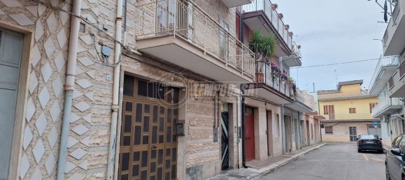 2 bedrooms House in Acquaviva delle Fonti, Italy No. 124379 22